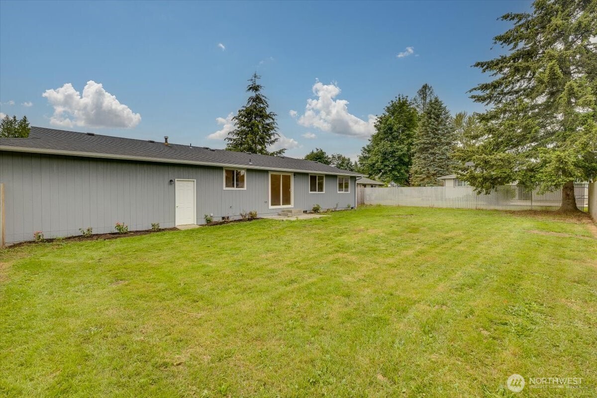 2521 Spruce Road Lake Stevens, WA 98258 - Photo 25 of 36