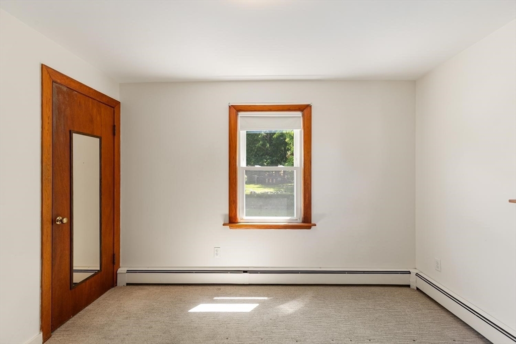 26 Linden Road Gloucester, MA 01930 - Photo 17 of 30