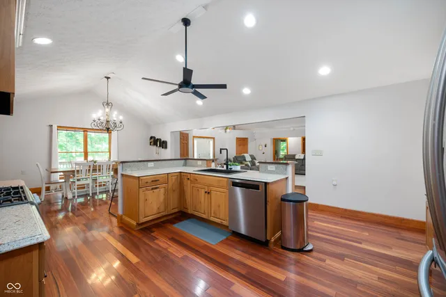 $575,000 | 6913 West County Road 750 South, Knightstown, IN 46148