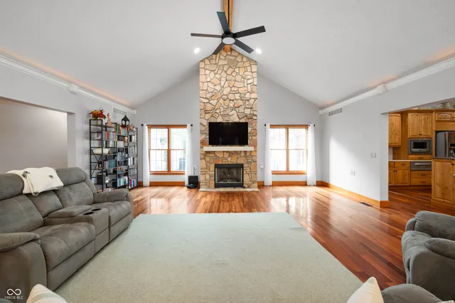 $575,000 | 6913 West County Road 750 South, Knightstown, IN 46148