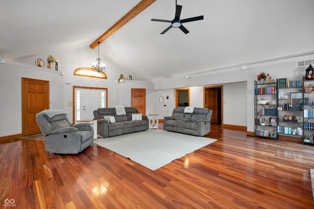 $575,000 | 6913 West County Road 750 South, Knightstown, IN 46148