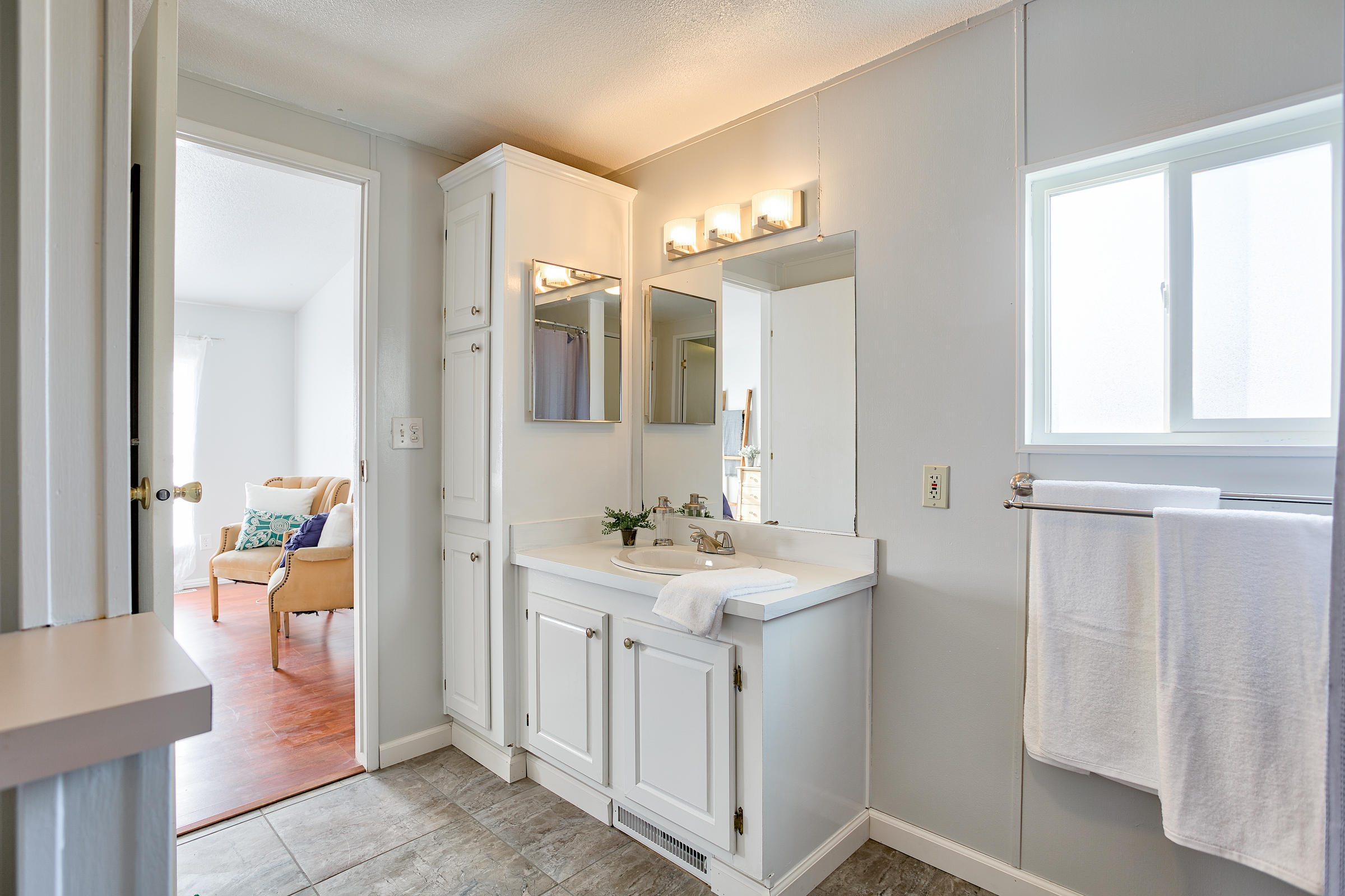 17086 Olinda Road Anderson, CA 96007 - Photo 11 of 92 Master Bath