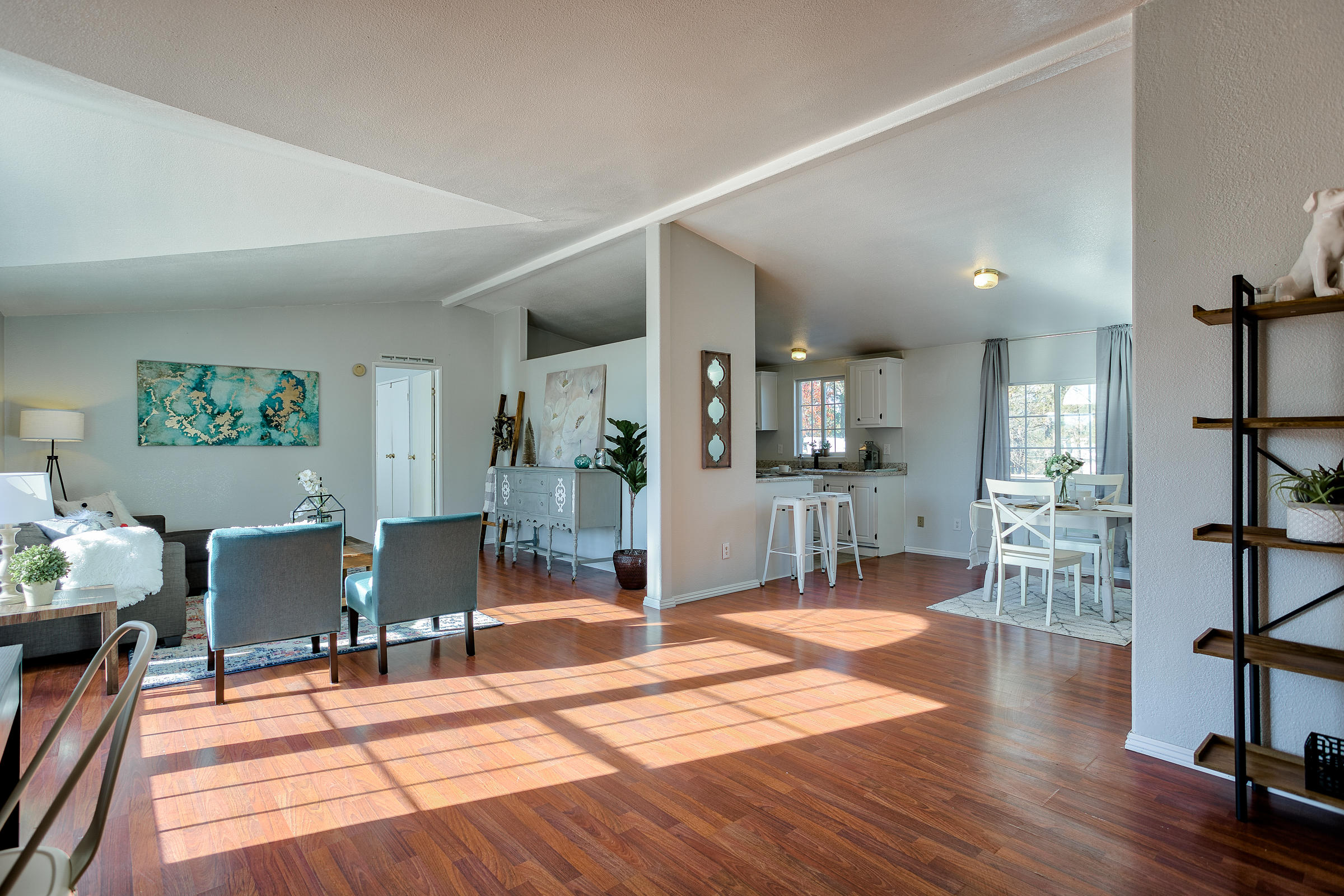 17086 Olinda Road Anderson, CA 96007 - Photo 3 of 92 Vaulted Ceilings and OPEN