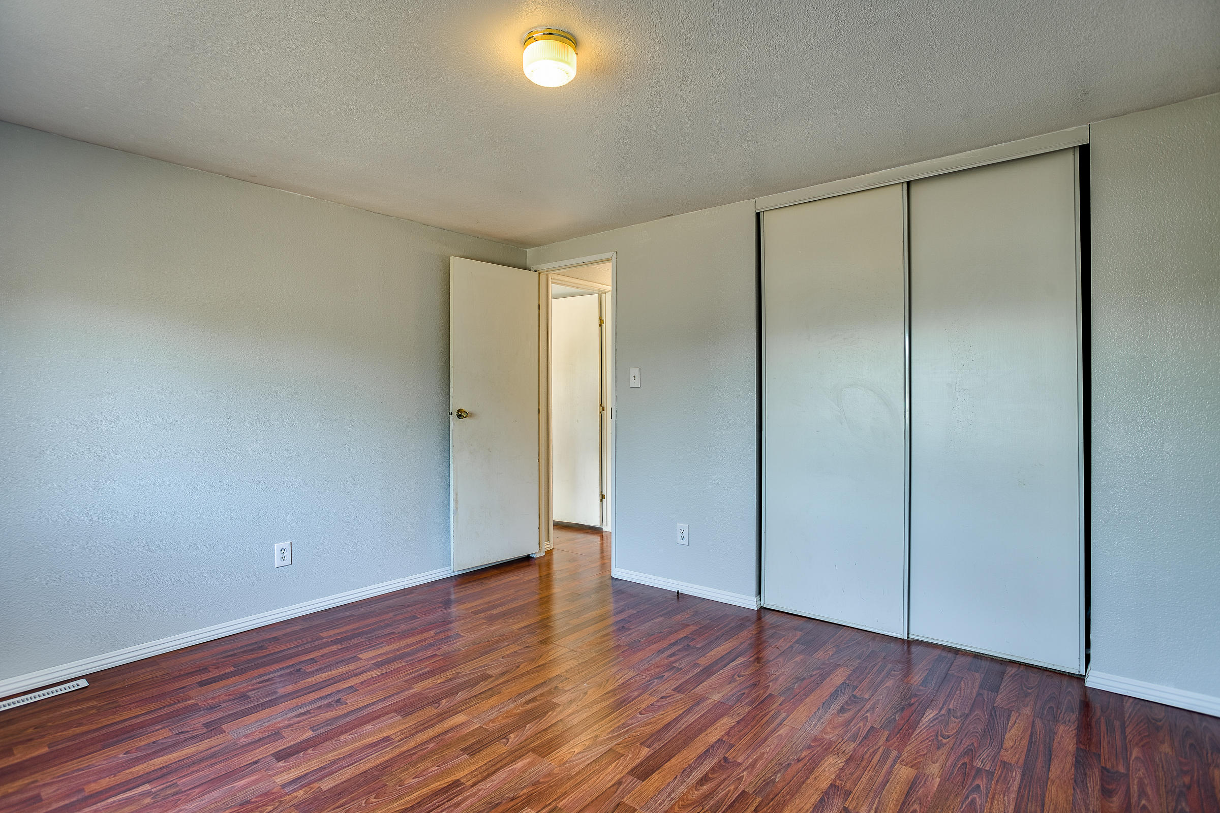 17086 Olinda Road Anderson, CA 96007 - Photo 49 of 92 Guest Bedroom 1