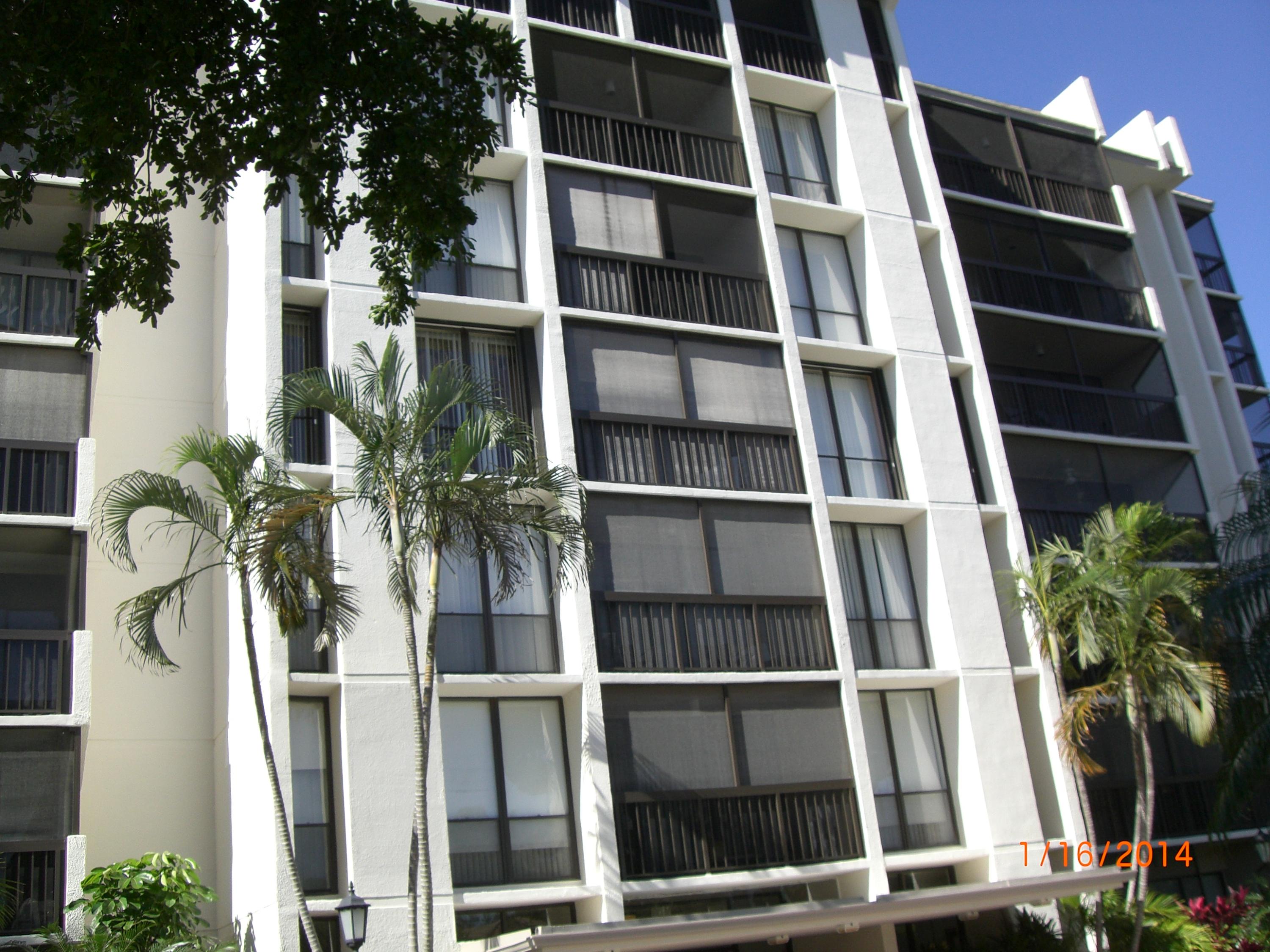 1553 Bridgewood Drive, Unit 1553 Boca Raton, FL 33434 - Photo 3 of 17 CIMG2465