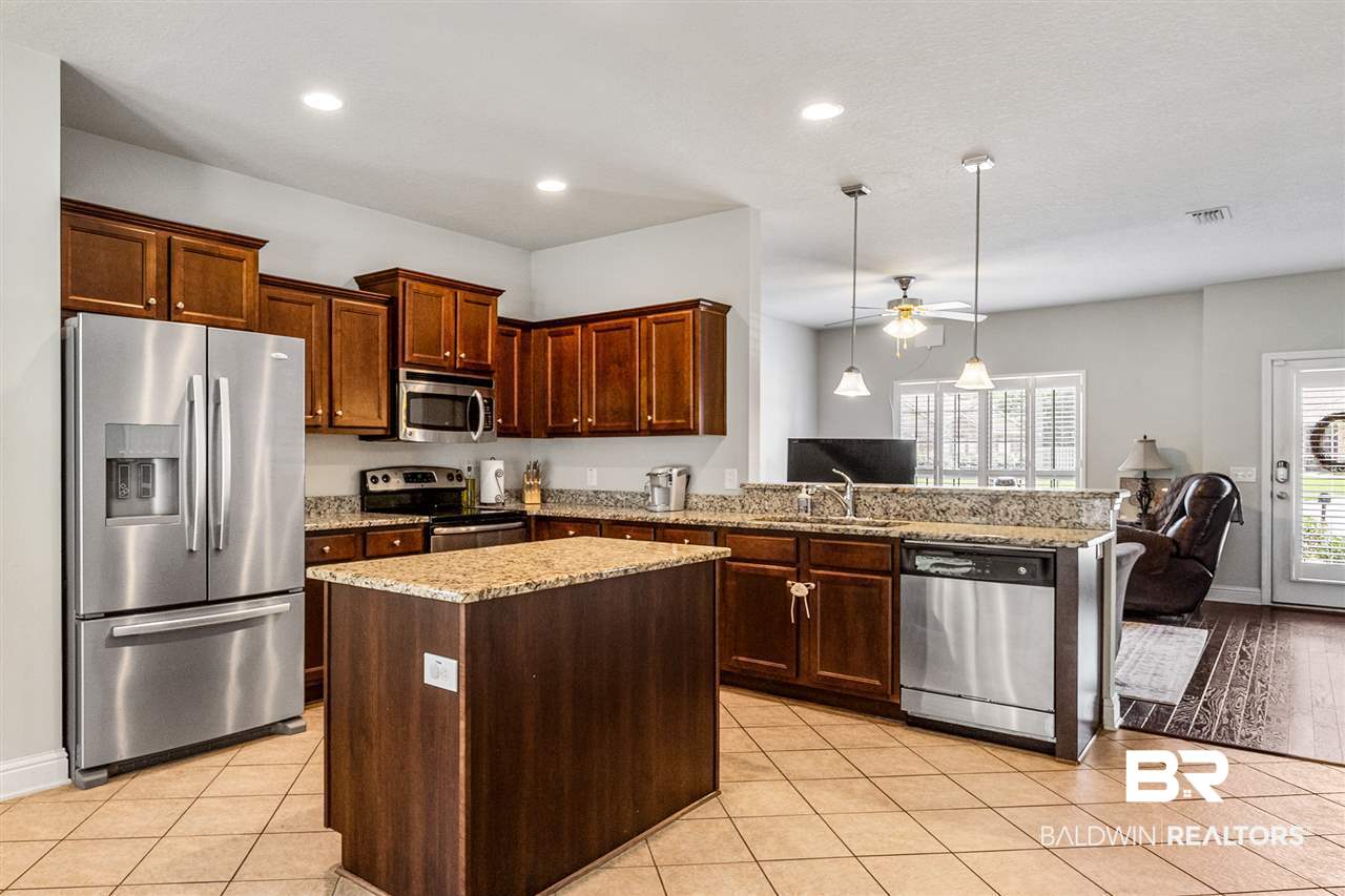 2208 Livingstone Court Mobile, AL 36695 - Photo 8 of 31