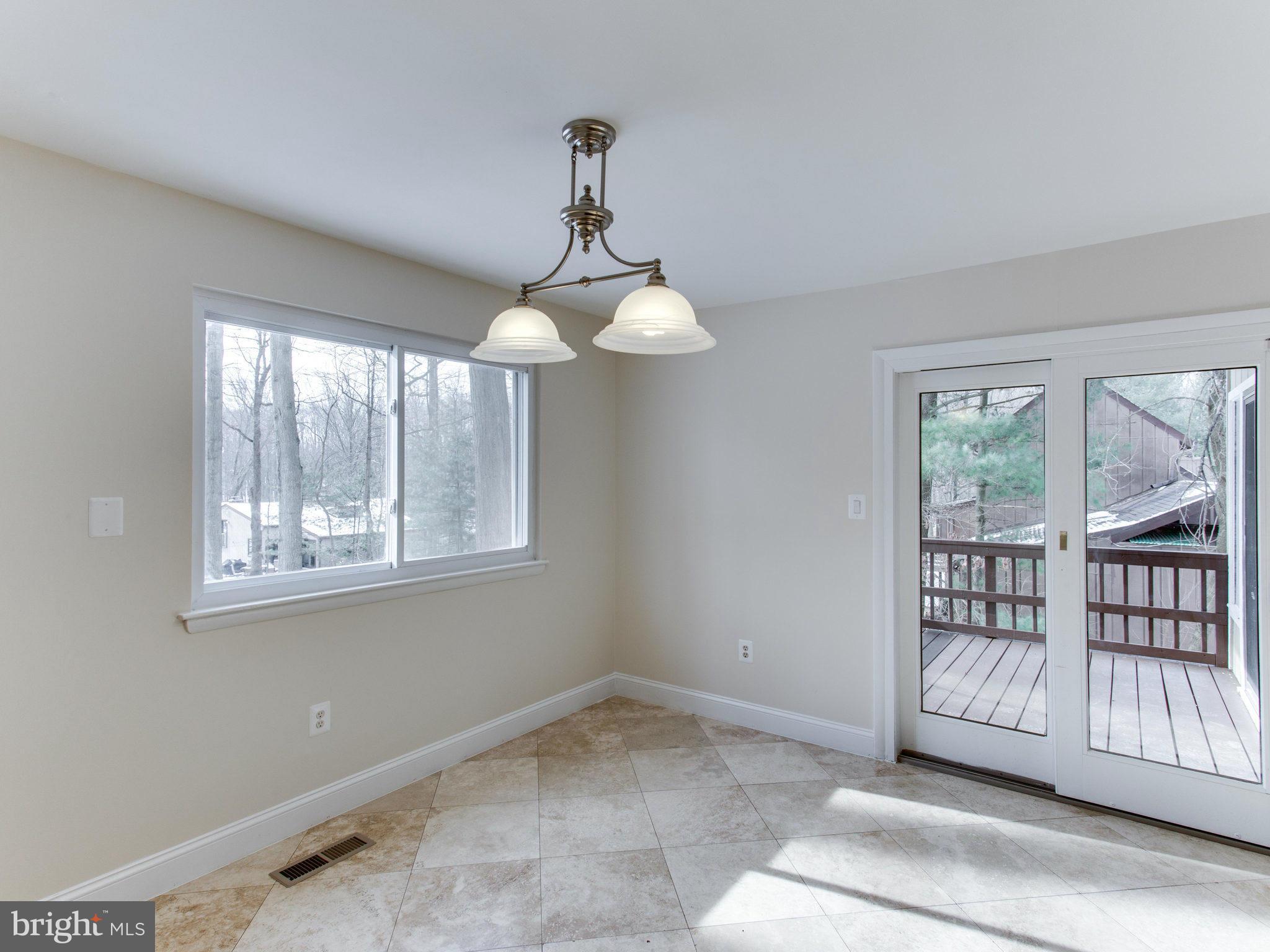 1705 Kiva Road Silver Spring, MD 20905 - Photo 13 of 30 Interior (General)