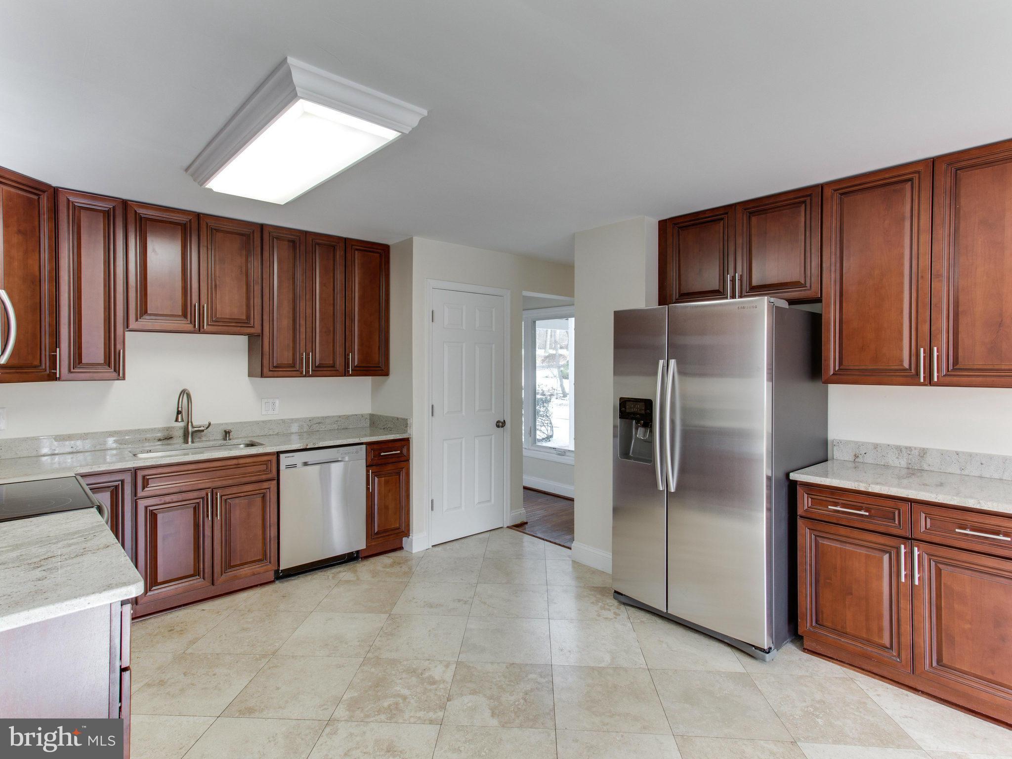 1705 Kiva Road Silver Spring, MD 20905 - Photo 4 of 30 Kitchen