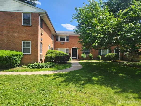 $142,000 | 138 A The Orchards, Unit C, Cranbury, NJ 08512