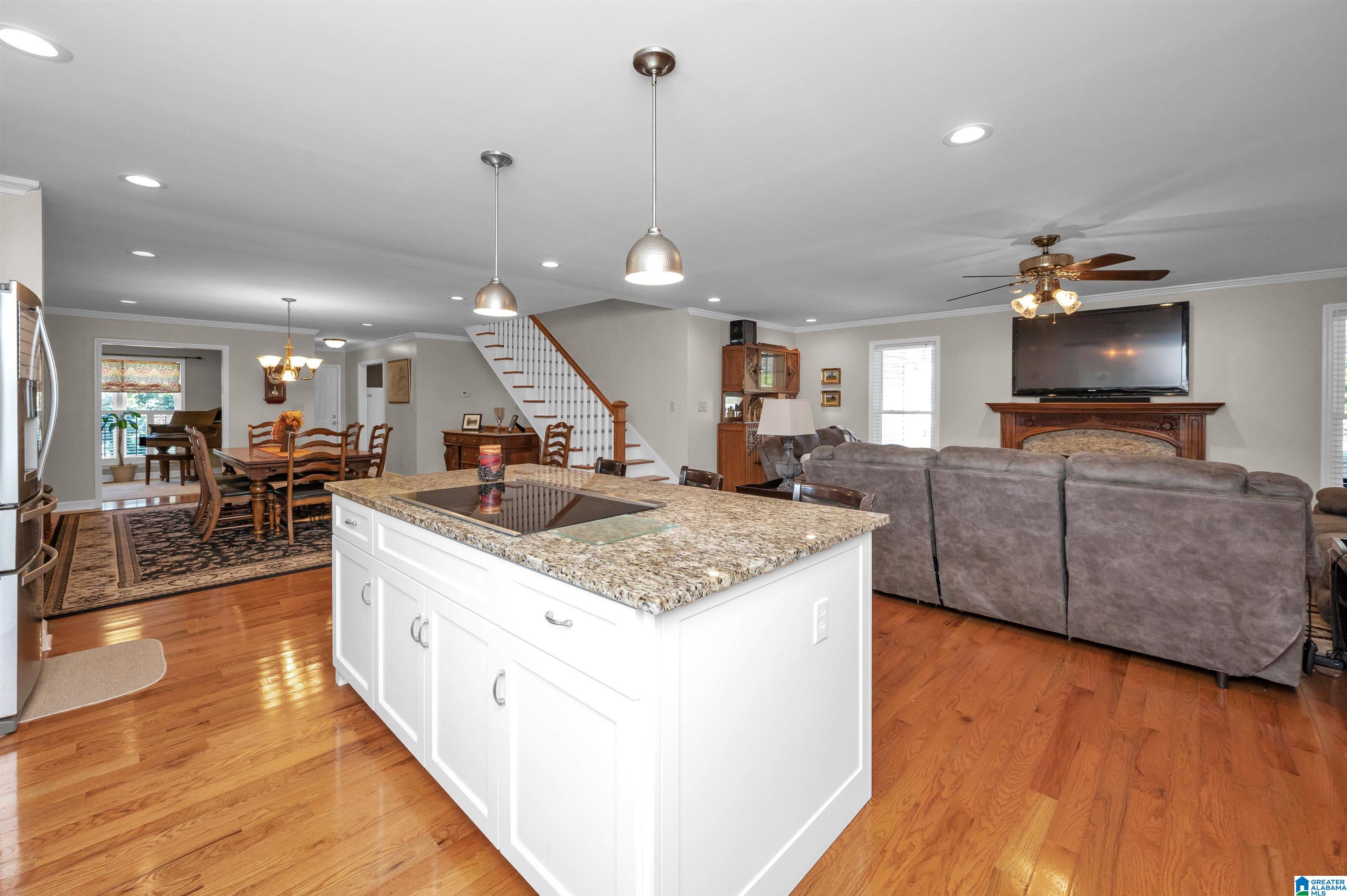 2705 Sayers Road Fultondale, AL 35068 - Photo 9 of 41