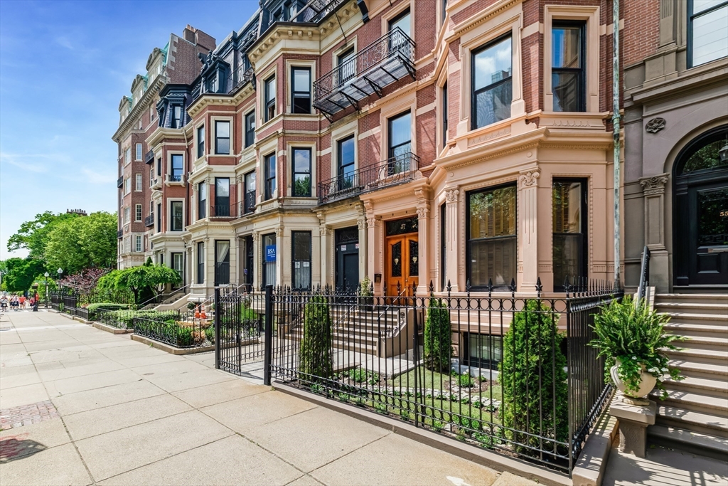 57 Commonwealth Avenue Boston, MA 02116 - Photo 4 of 40