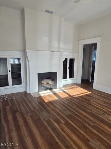 $2,500 | 2029 Clifford Street, Fort Myers, FL 33901