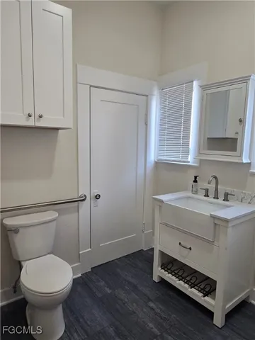 $2,500 | 2029 Clifford Street, Fort Myers, FL 33901