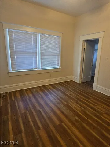 $2,500 | 2029 Clifford Street, Fort Myers, FL 33901