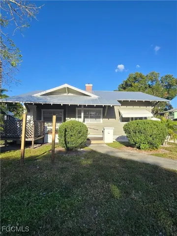 $2,500 | 2029 Clifford Street, Fort Myers, FL 33901