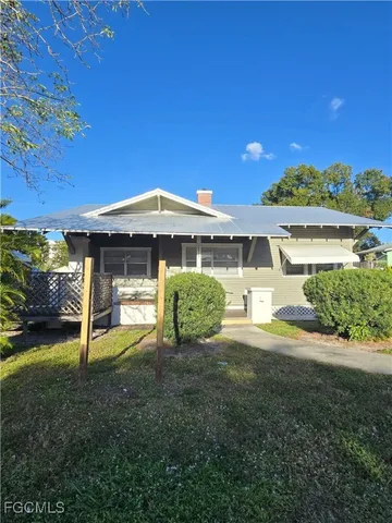 $2,500 | 2029 Clifford Street, Fort Myers, FL 33901