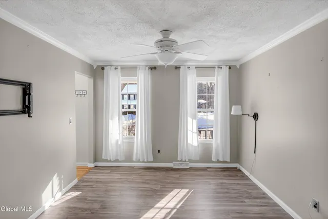 $2,500 | 3 David Lane, Saratoga Springs, NY 12866