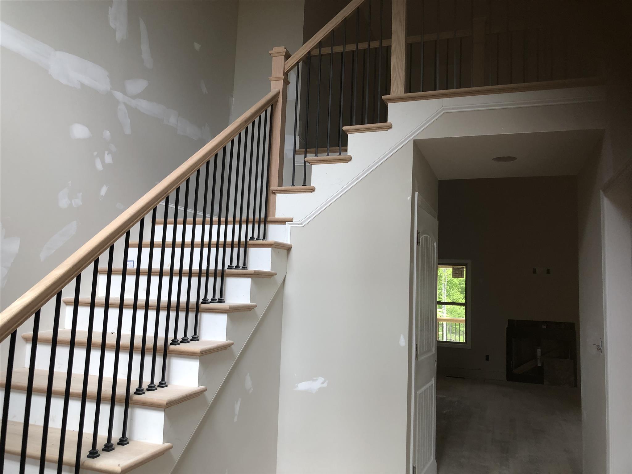 3070 Palmyra Road Palmyra, TN 37142 - Photo 3 of 27 Gallery Image 3