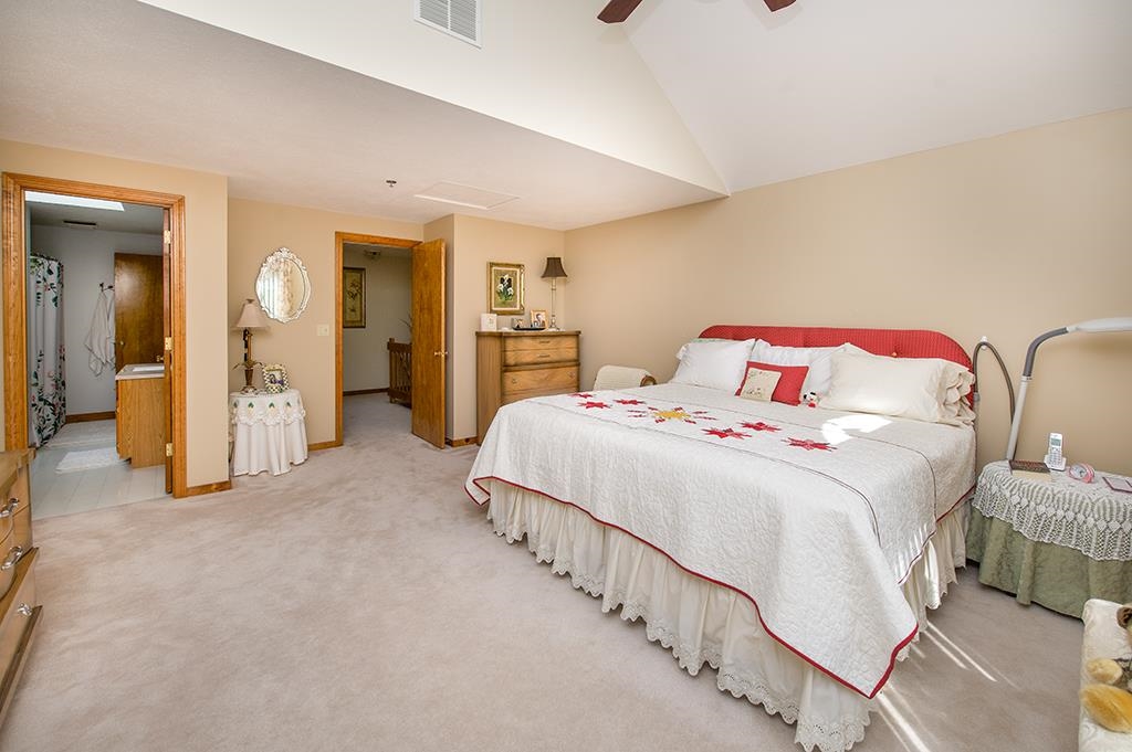 3 Overlook Drive Atkinson, NH 03811 - Photo 21 of 40