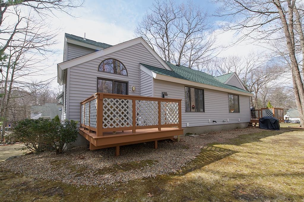 3 Overlook Drive Atkinson, NH 03811 - Photo 3 of 40