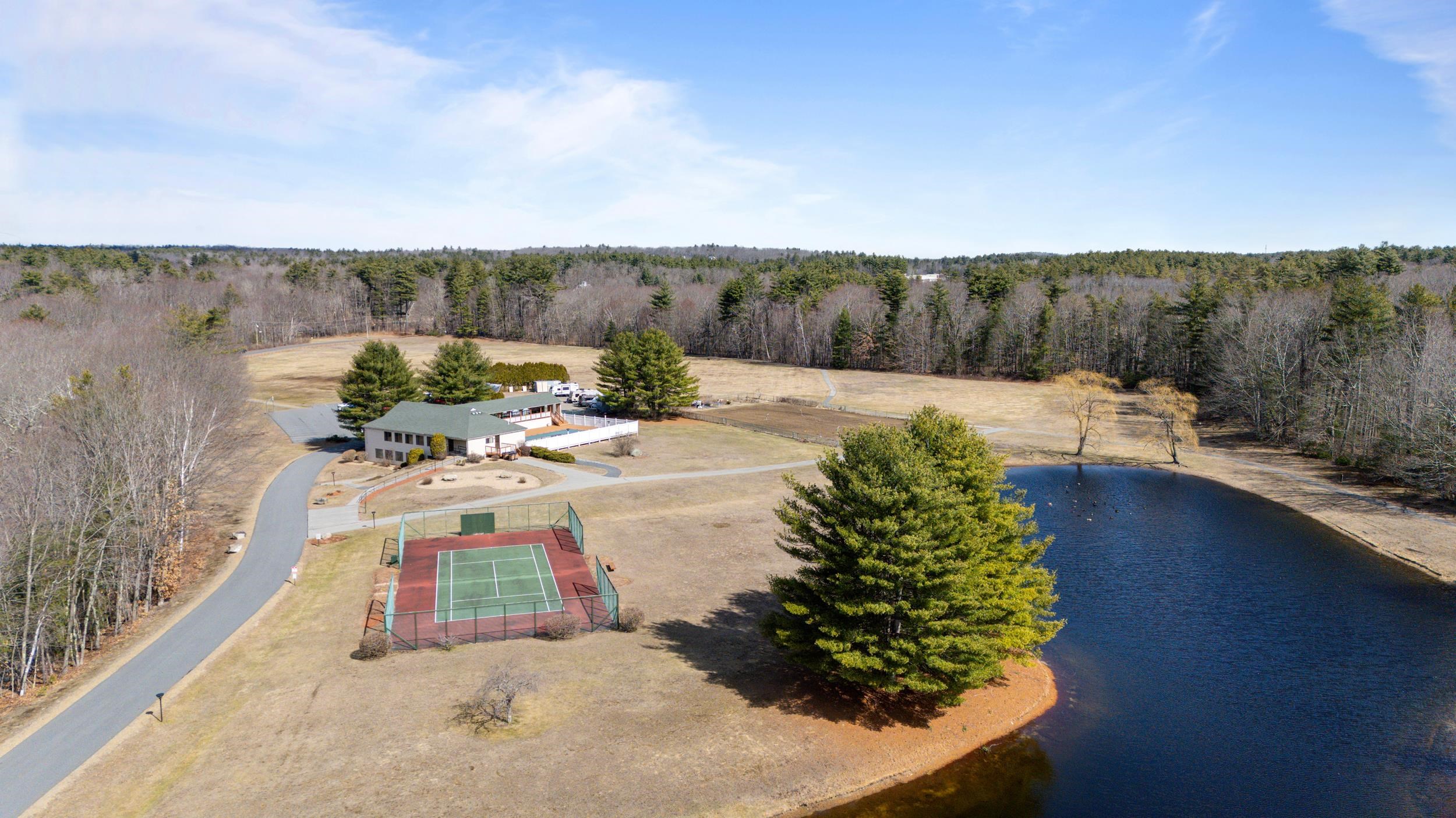 3 Overlook Drive Atkinson, NH 03811 - Photo 37 of 40