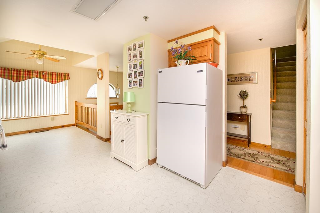 3 Overlook Drive Atkinson, NH 03811 - Photo 9 of 40