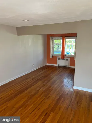 $2,300 | 112 Halsey Avenue, Reading, PA 19609