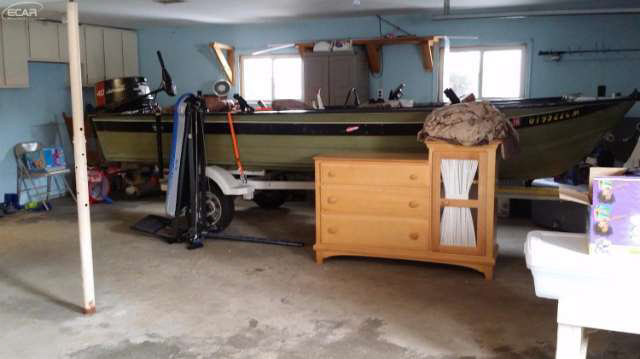 9022 Neff Road Mount Morris, MI 48458 - Photo 23 of 28 21113271-22.JPG
