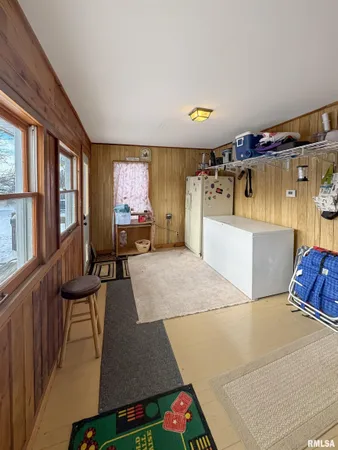 $275,000 | 307 Northwest Cross Street, Mount Sterling, IL 62353
