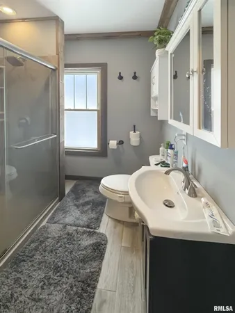 $275,000 | 307 Northwest Cross Street, Mount Sterling, IL 62353