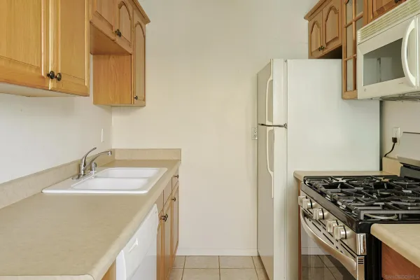 $335,000 | 4425 50th Street, Unit 16, San Diego, CA 92115