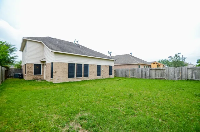 $2,150 | 5910 Llano Creek Drive, Katy, TX 77449