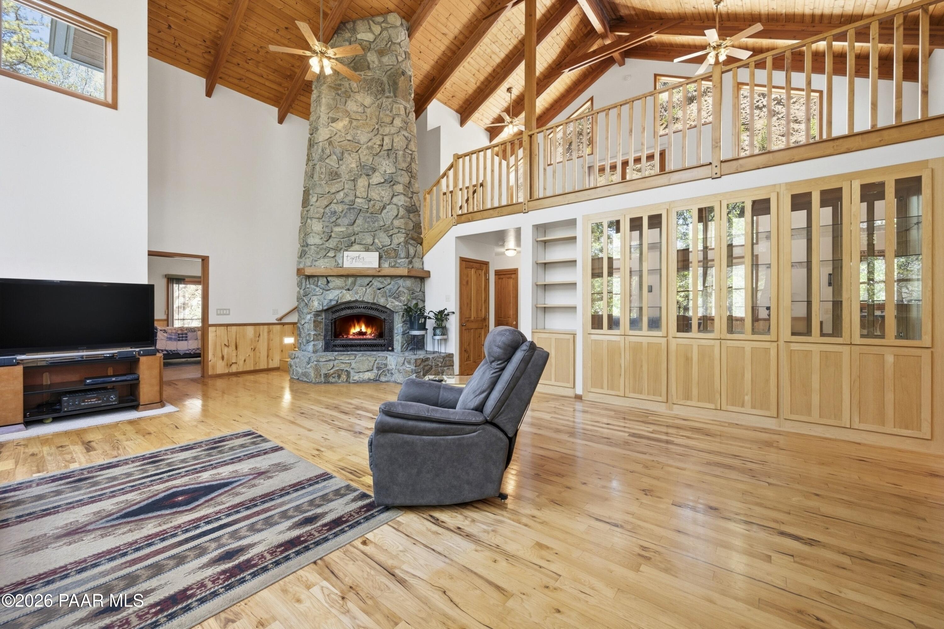 1882 East Old Miner Road Prescott, AZ 86303 - Photo 6 of 42 Real Wood Floors