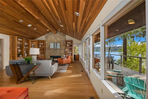 $6,500,000 | 2047 Killarney Way, Bellevue, WA 98004
