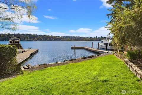 $6,500,000 | 2047 Killarney Way, Bellevue, WA 98004