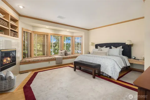 $6,500,000 | 2047 Killarney Way, Bellevue, WA 98004