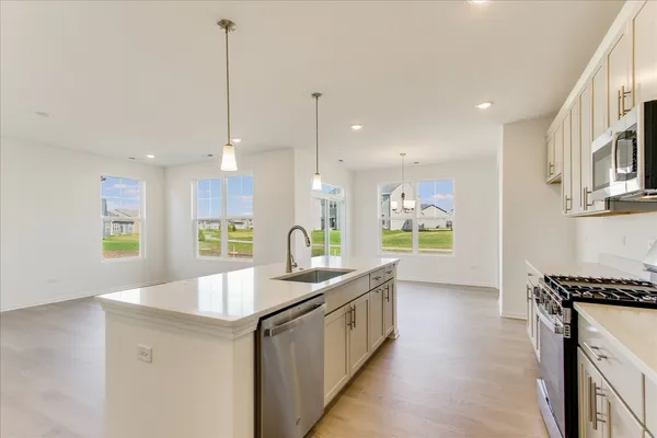 $430,990 | 734 Alberta Avenue, Oswego, IL 60543