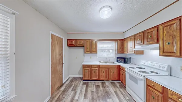 $230,000 | 7307 Lansdowne Place, Thomasville, NC 27360