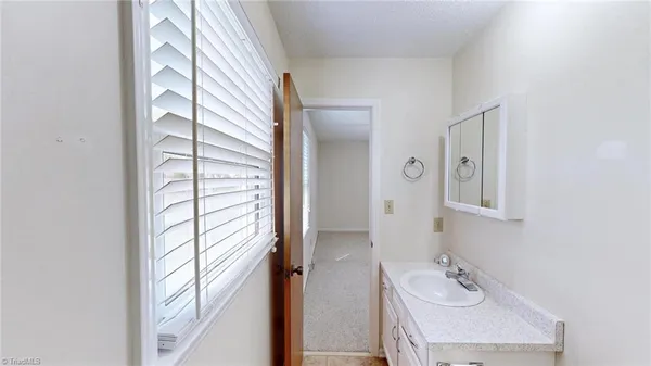 $230,000 | 7307 Lansdowne Place, Thomasville, NC 27360