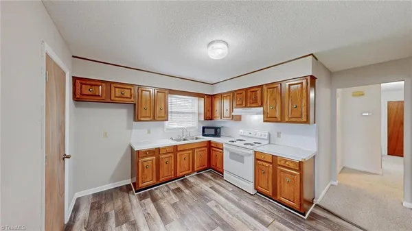 $230,000 | 7307 Lansdowne Place, Thomasville, NC 27360