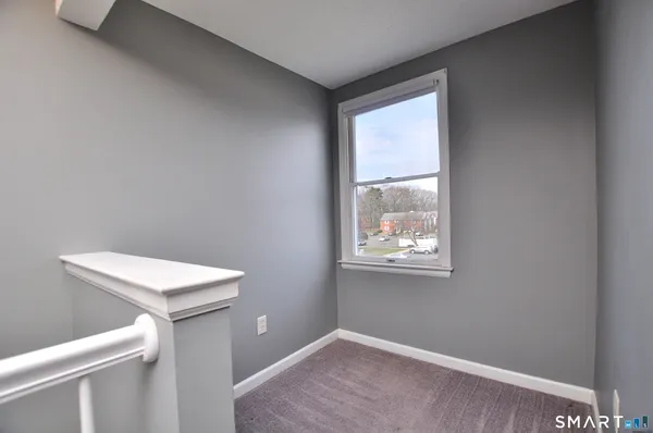 $189,000 | 3 Concorde Way, Unit B1, Windsor Locks, CT 06096