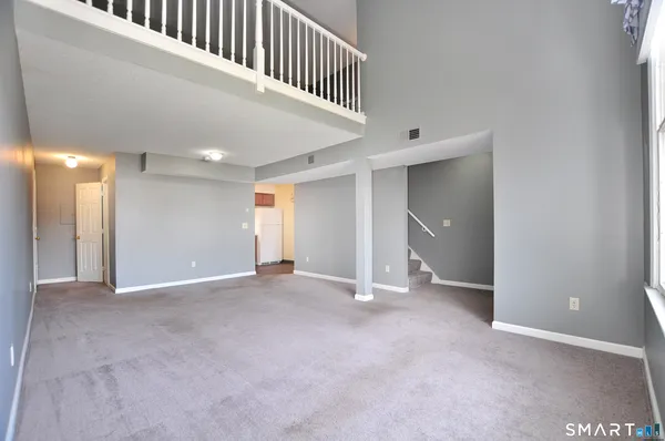 $189,000 | 3 Concorde Way, Unit B1, Windsor Locks, CT 06096