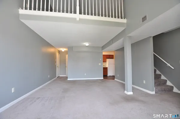 $189,000 | 3 Concorde Way, Unit B1, Windsor Locks, CT 06096