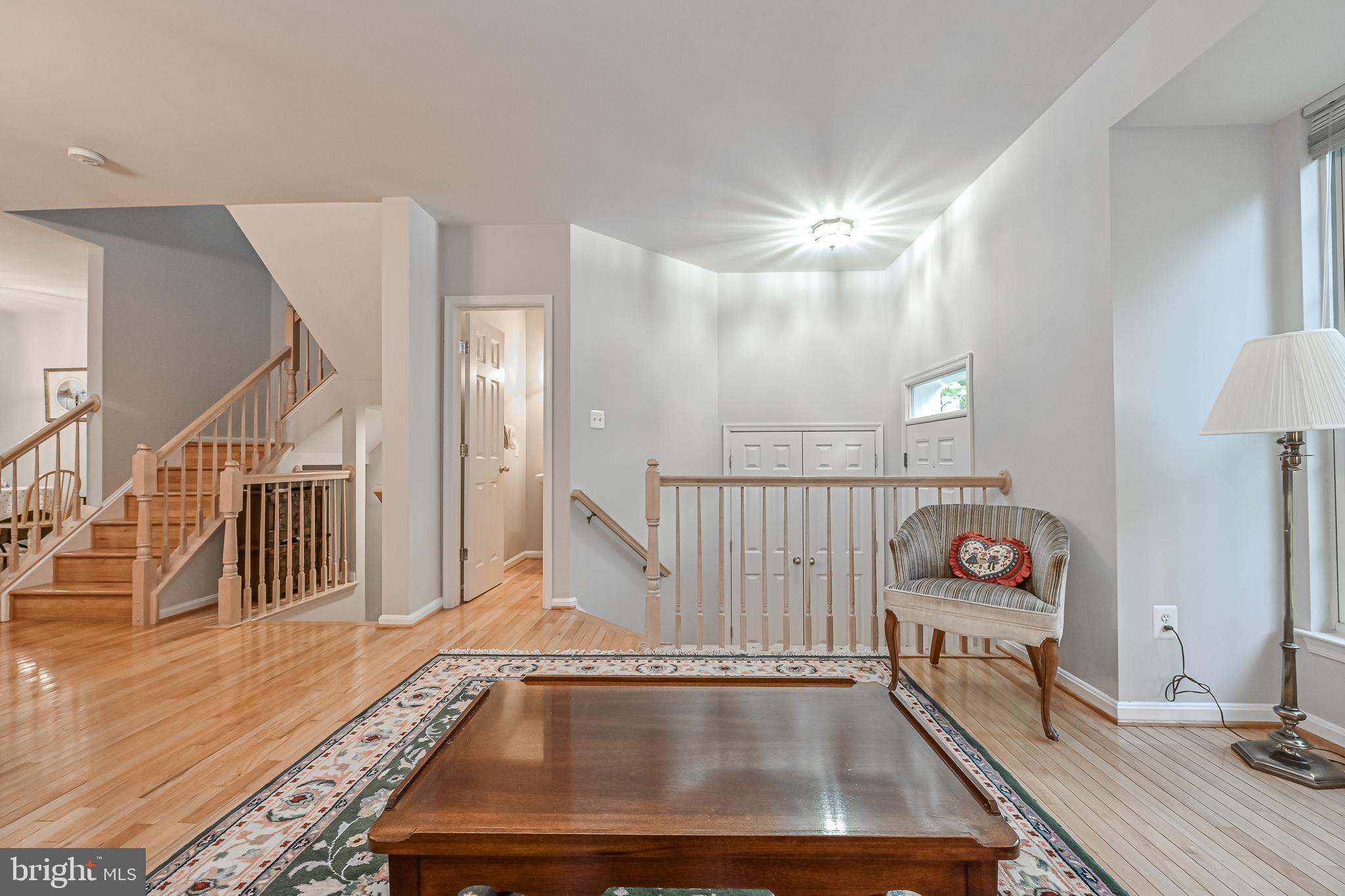 43659 Scarlet Square Chantilly, VA 20152 - Photo 12 of 59