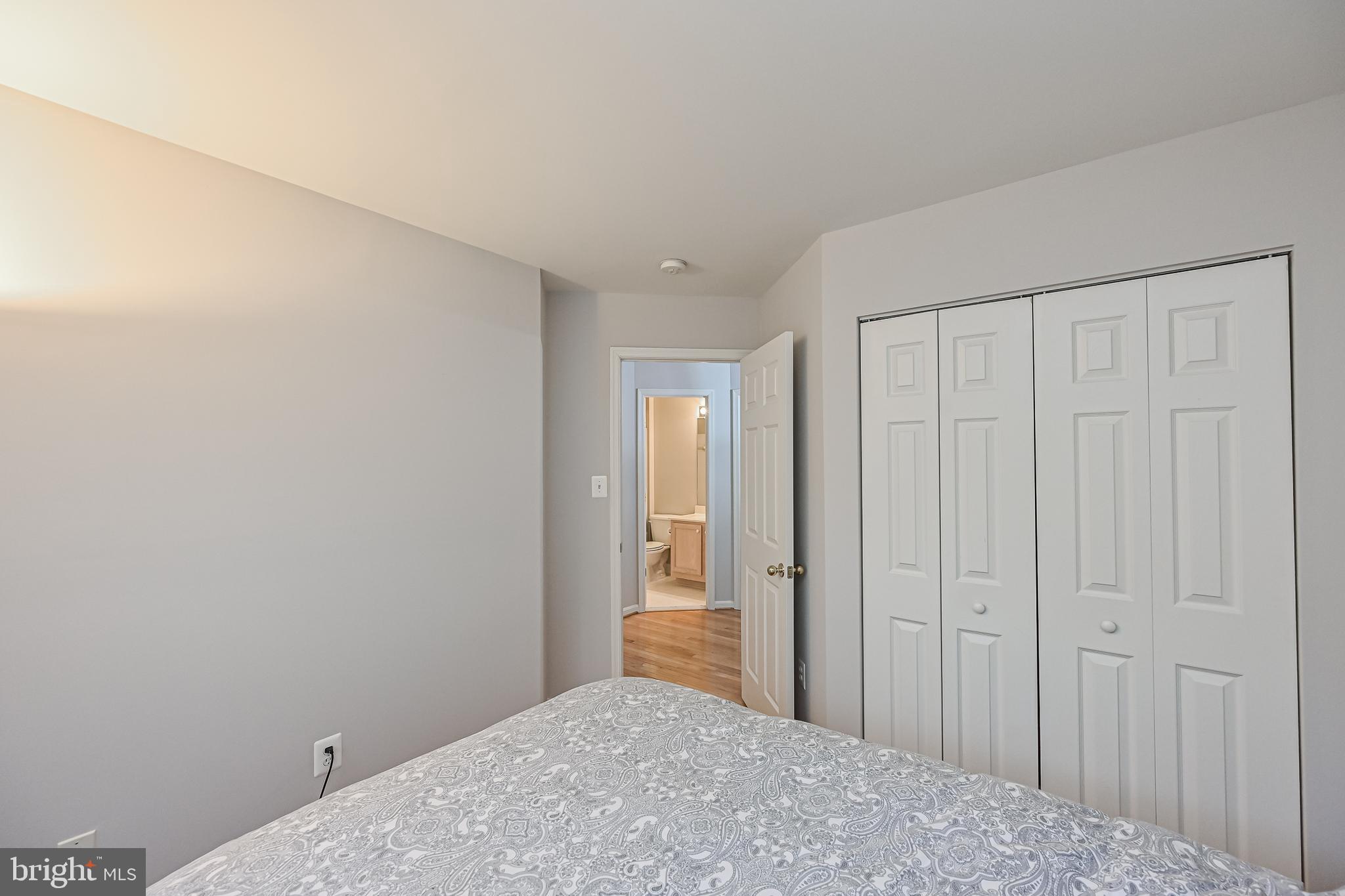 43659 Scarlet Square Chantilly, VA 20152 - Photo 27 of 59