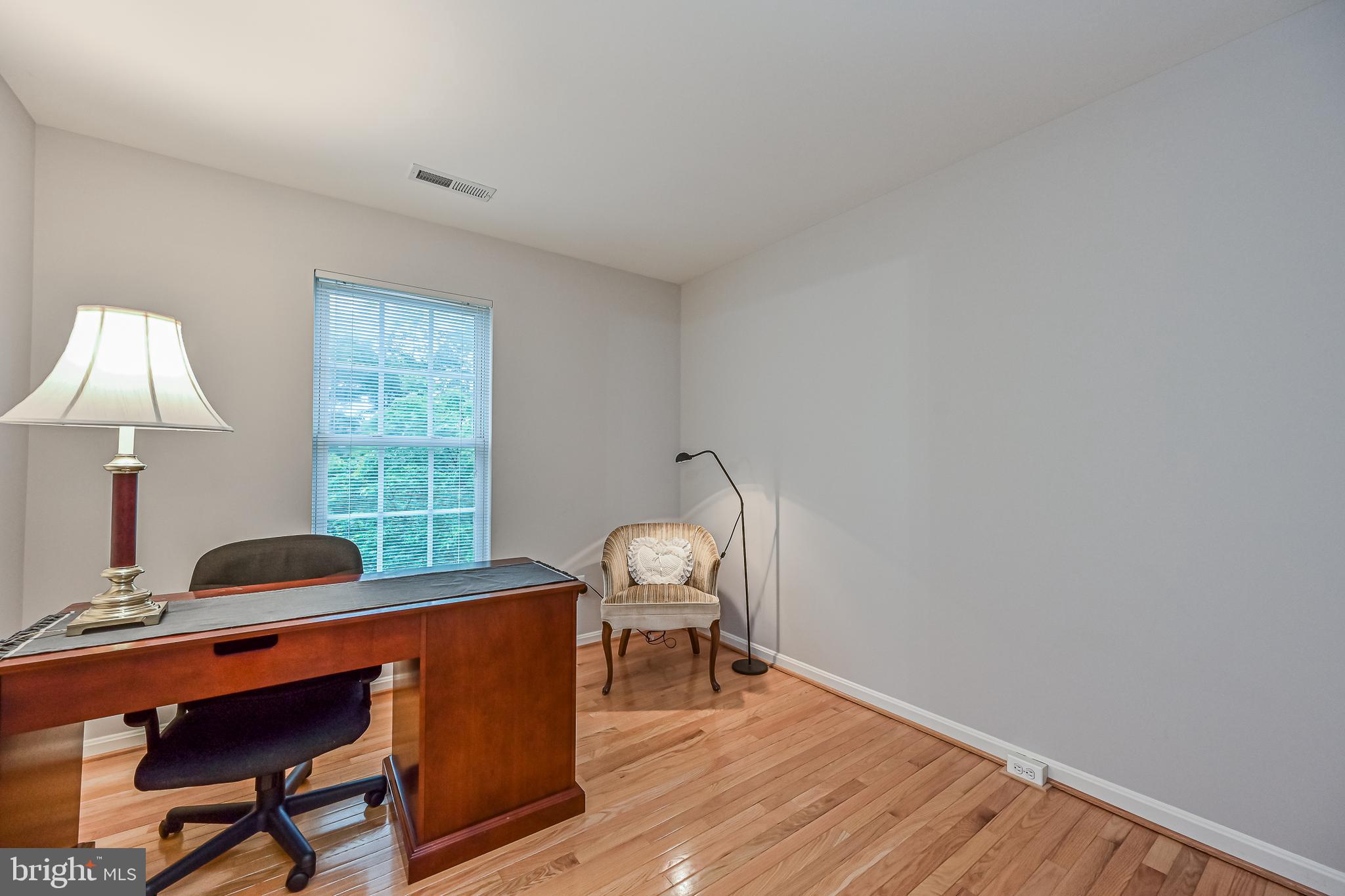 43659 Scarlet Square Chantilly, VA 20152 - Photo 28 of 59