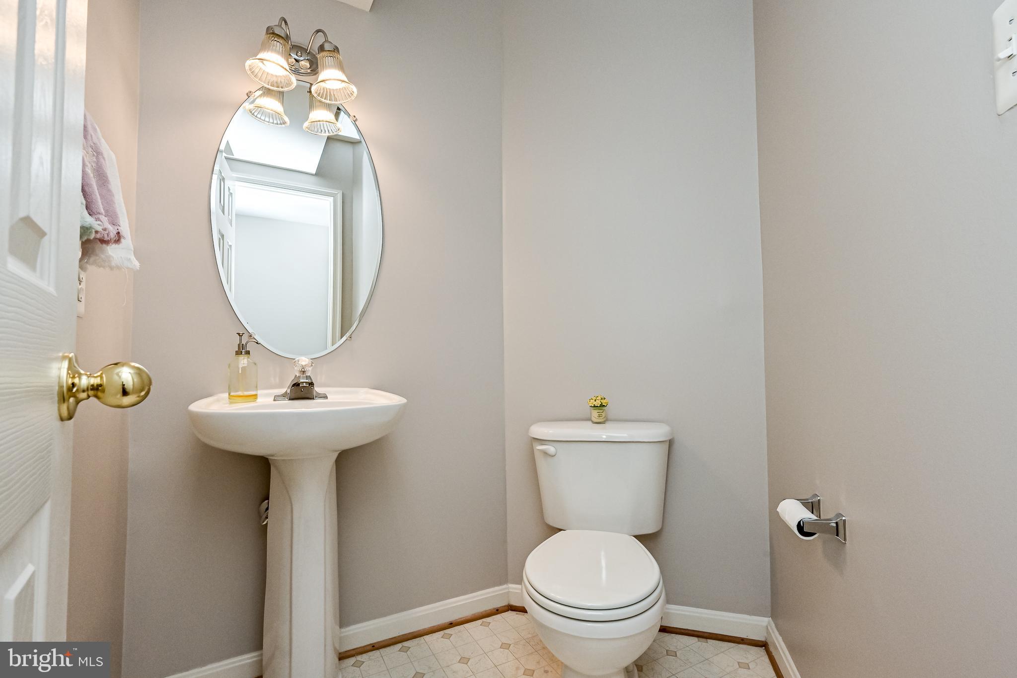 43659 Scarlet Square Chantilly, VA 20152 - Photo 50 of 59