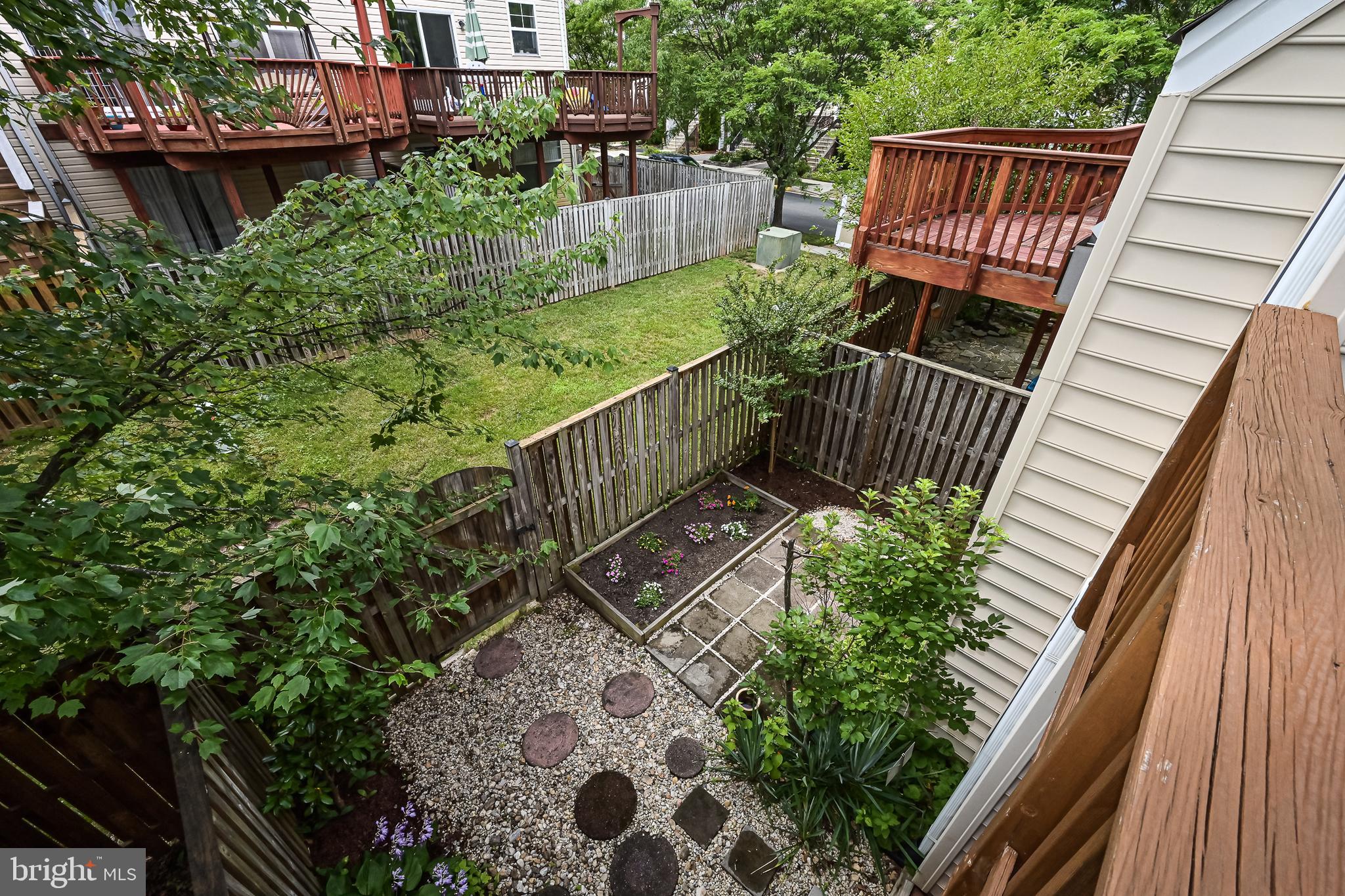 43659 Scarlet Square Chantilly, VA 20152 - Photo 52 of 59