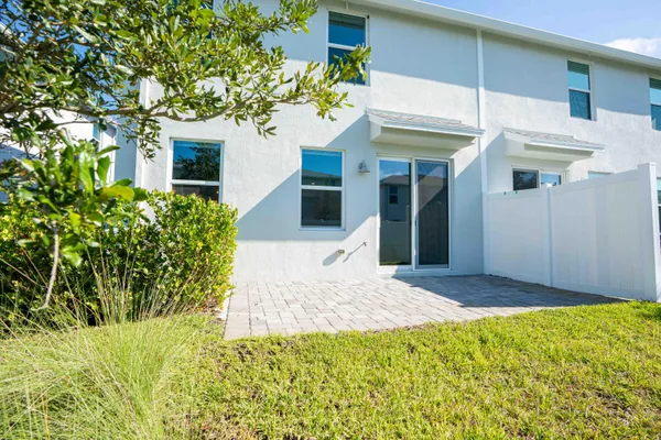 $425,000 | 197 Osprey Preserve Boulevard, Jensen Beach, FL 34957