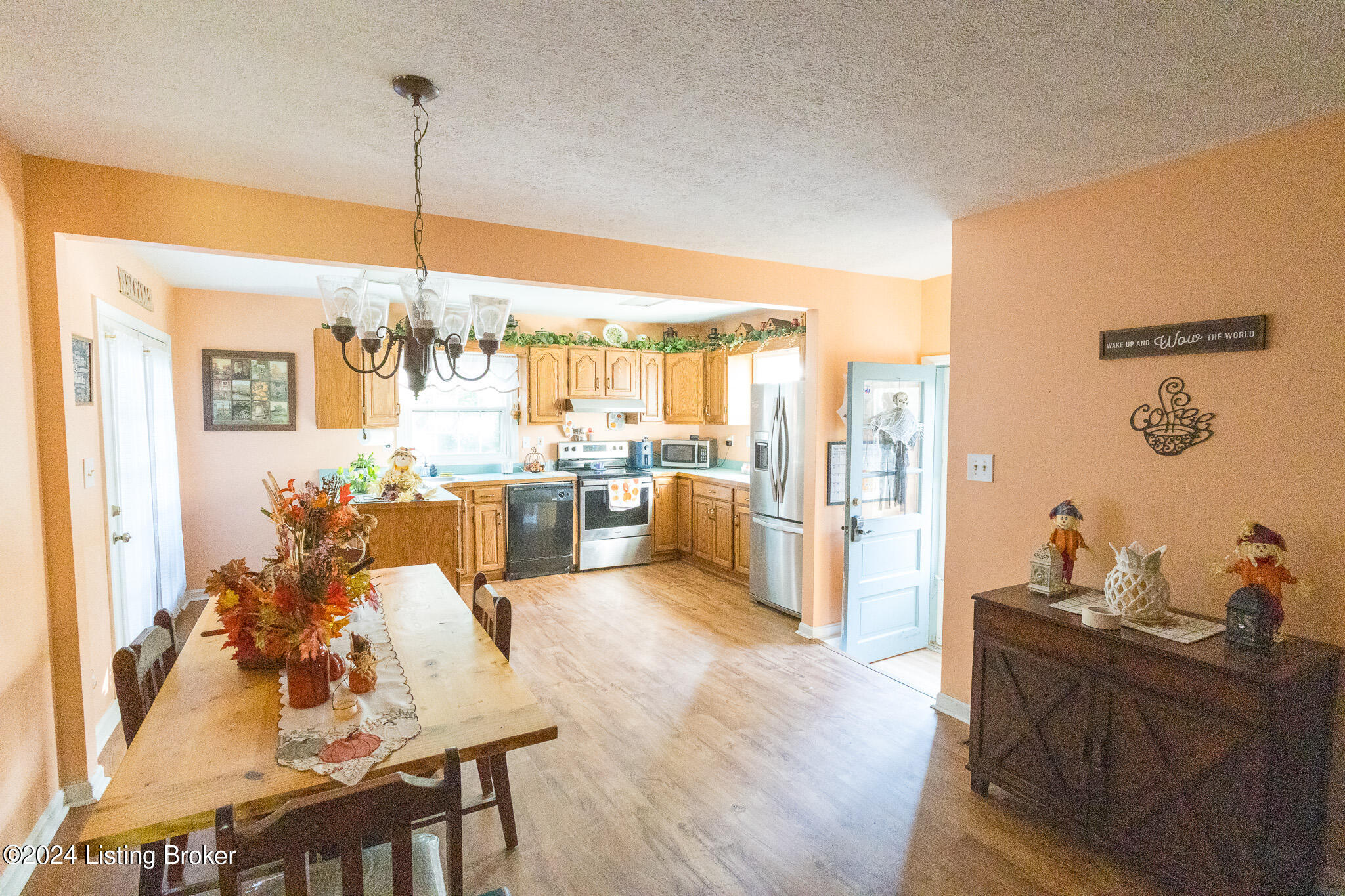 4606 Palma Road Louisville, KY 40272 - Photo 8 of 43 812A9761